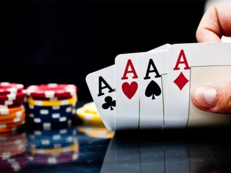 Cách chơi Poker Omaha dễ hiểu cho người mới để ăn tiền tại casino trực tuyến Việt Nam 2025