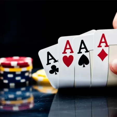 Cách chơi Poker Omaha dễ hiểu cho người mới để ăn tiền tại casino trực tuyến Việt Nam 2025