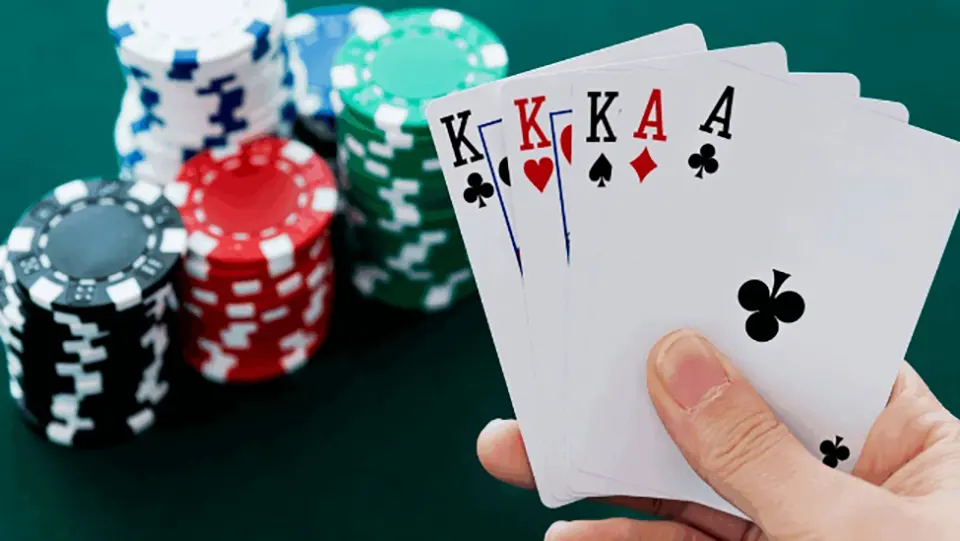 Cách chơi poker cơ bản