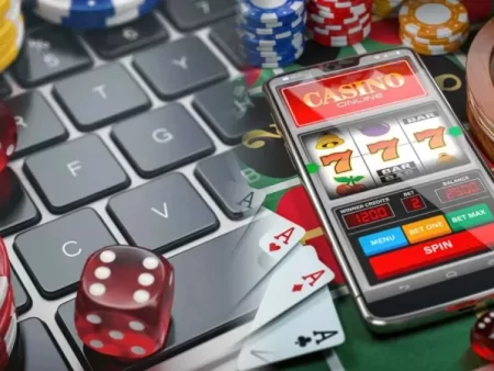 Hướng Dẫn Chi Tiết Luật Chơi Bài Online Cho Người Mới